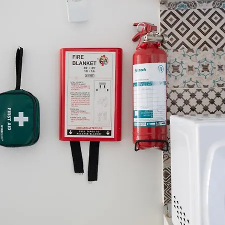 F4 1, Private Double With Private Bathroom And Balcony *