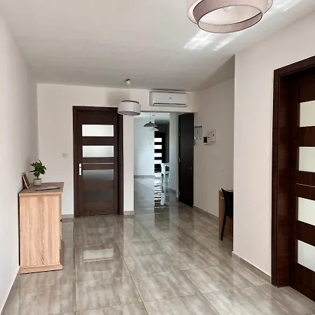 Séjour chez l'habitant F4 1, Private Double With Private Bathroom And Balcony Msida