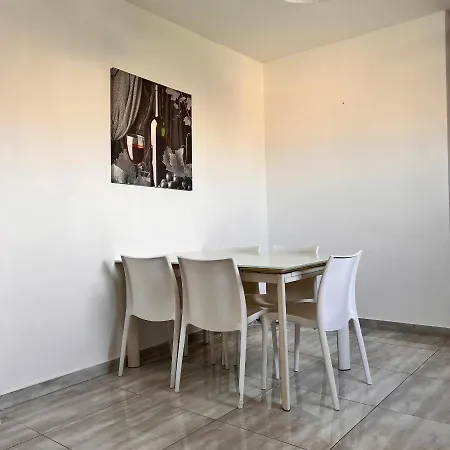 F4 1, Private Double With Private Bathroom And Balcony Séjour chez l'habitant