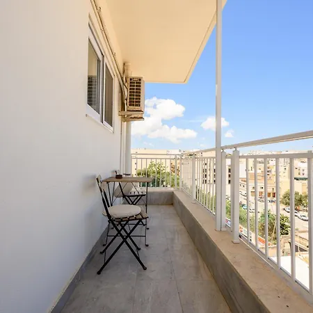 F4 1, Private Double With Private Bathroom And Balcony Msida