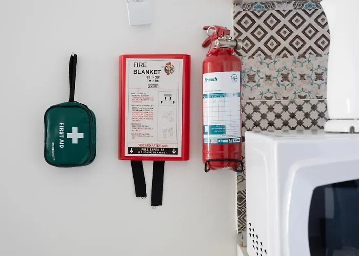 F4 1, Private Double With Private Bathroom And Balcony *