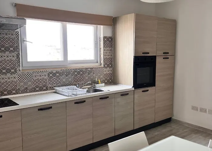 F4 1, Private Double With Private Bathroom And Balcony Habitación en casa particular